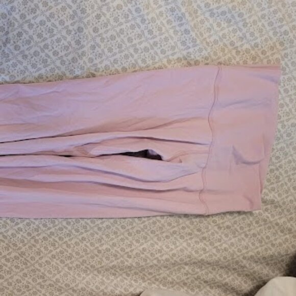 TNA Butter Cheeky Legging - Picture 2 of 3